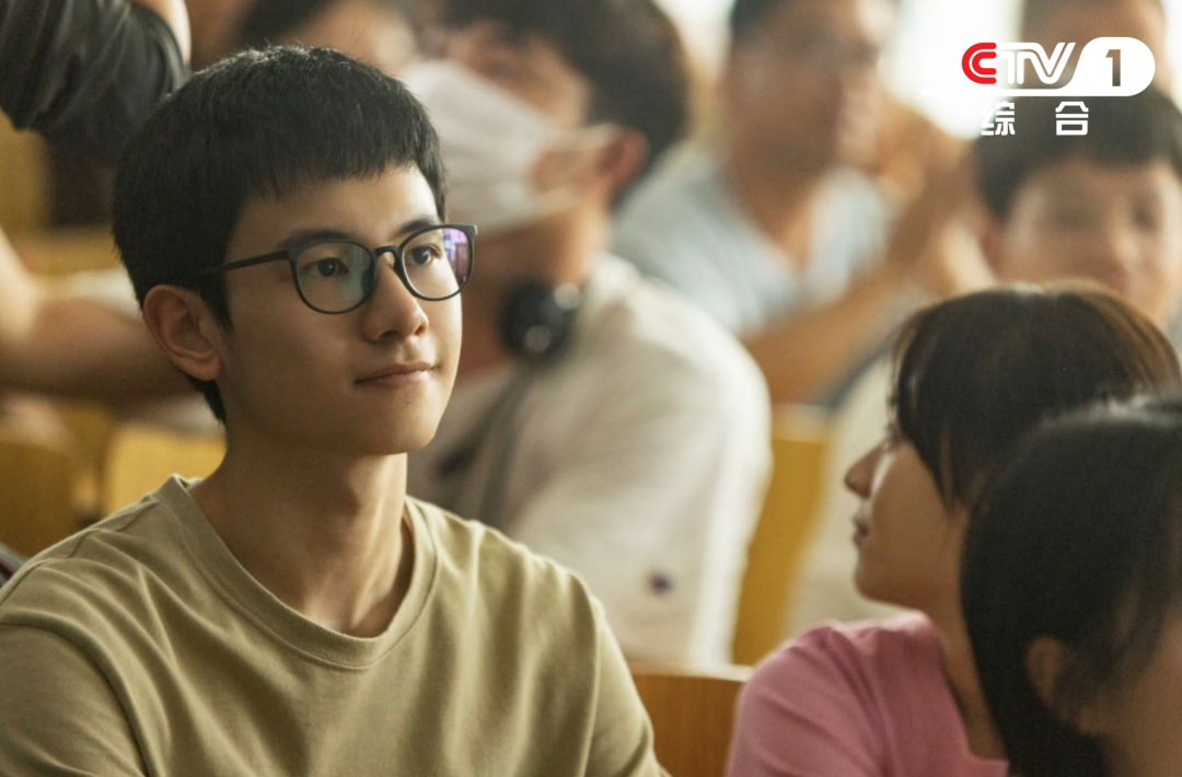 央一黄金时间首播!《大考》今晚"开题"_央广网