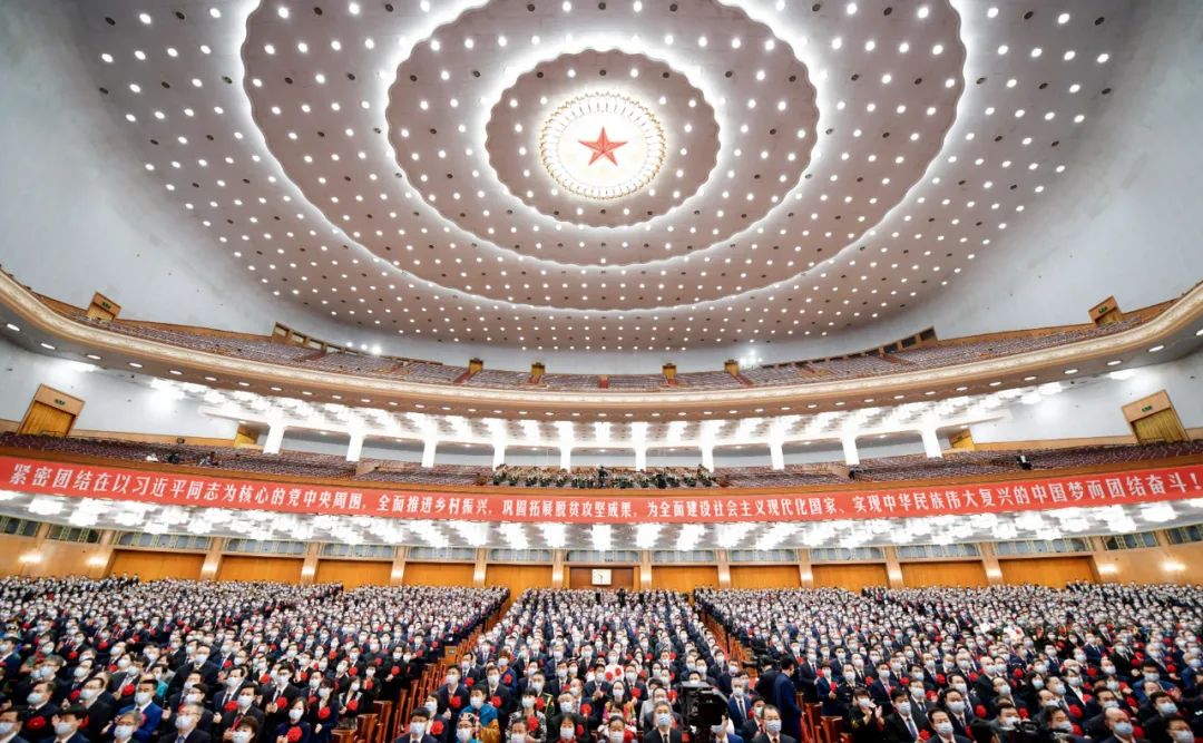 《中国网信》杂志发表《习近平总书记引领我国网络扶贫和数字乡村建设纪实》_央广网