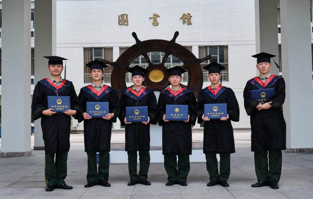 武警警官学院毕业去向图片