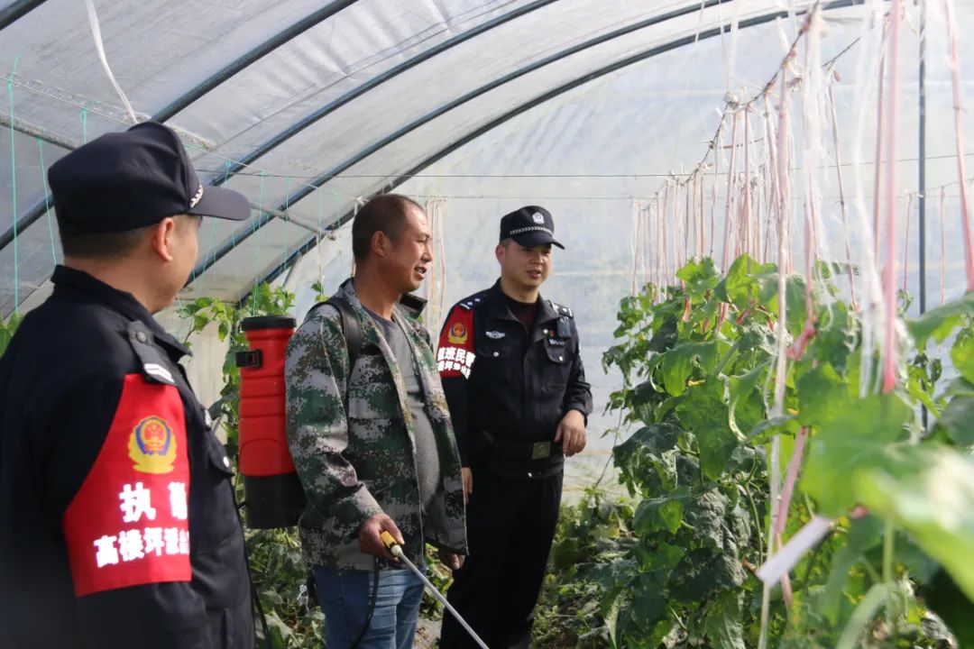 铜仁市公安局万山分局按下秋收"护航键"