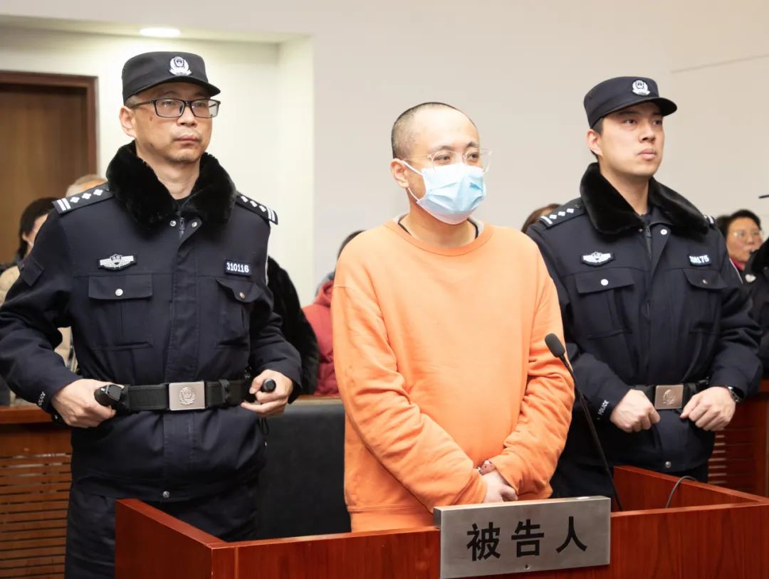 33亿元大案宣判，冯翔被判无期徒刑