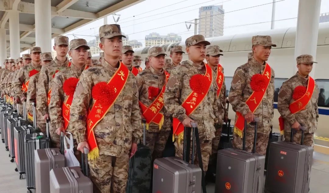 河北涿州新兵训练基地图片