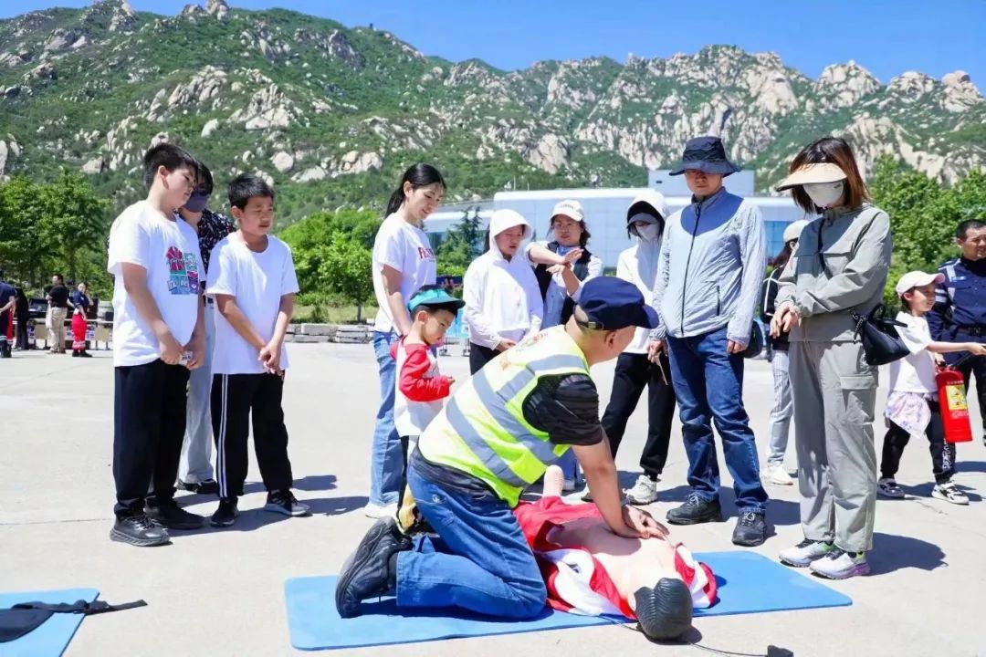 防灾减灾公众开放日活动在国家地震紧急救援训练基地举办