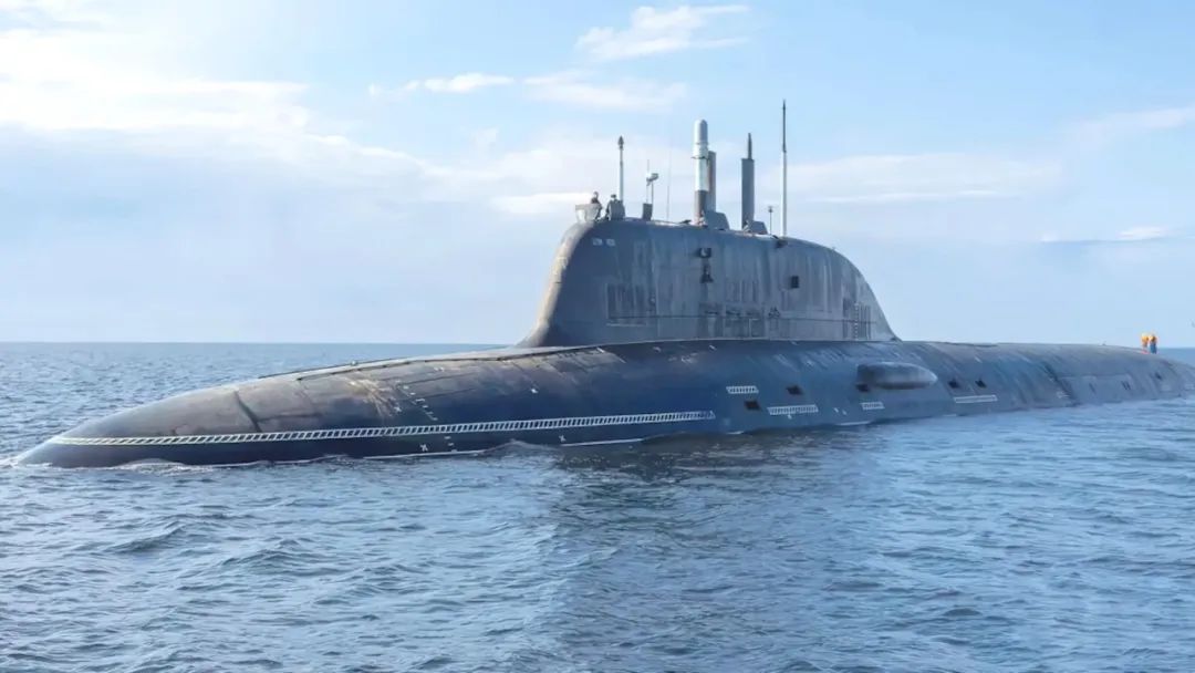 俄罗斯核潜艇抵达美国附近  张学峰：此行意在警告