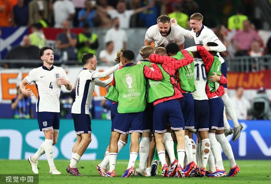 "三狮军团"决战"斗牛士",究竟"鹿死谁手"?